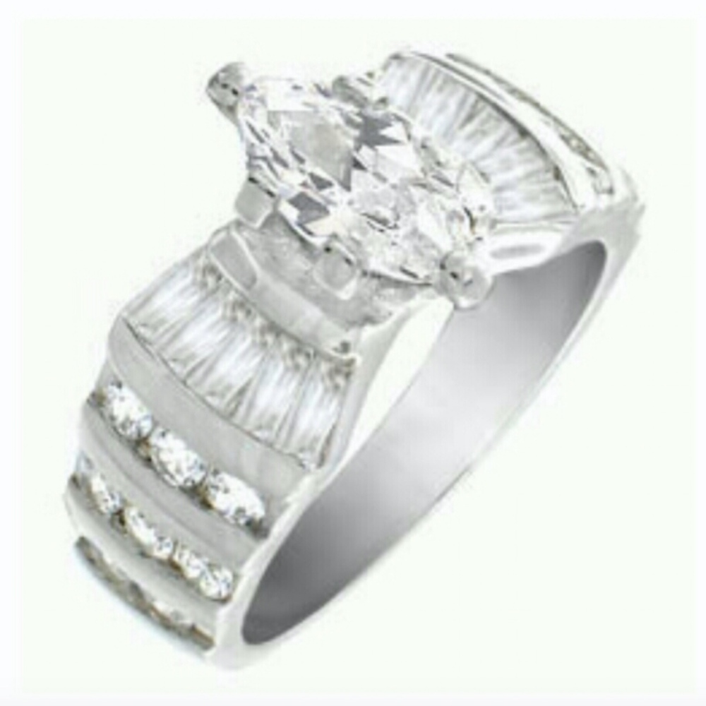 Silver  Solitaire Cocktail Ring Cubic Zirconia  Sizes 10 11 12  Marquise Cut *